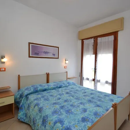 Apartment In 25001 *